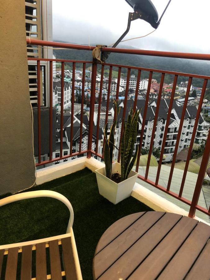 Ramadhina Eagle Eye View Home2Stay Emerald Avenue ブリンチャン エクステリア 写真