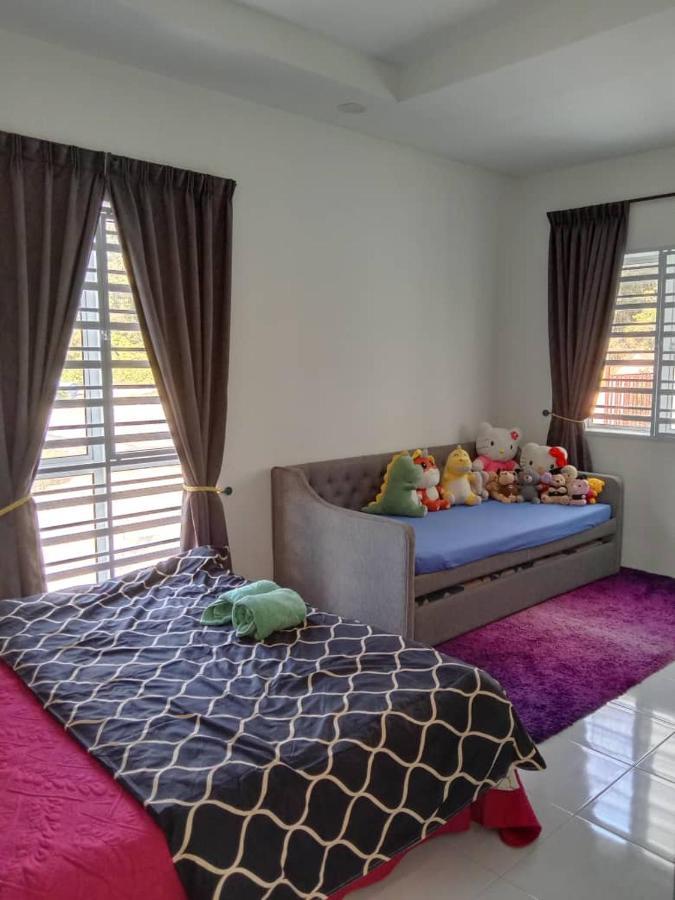 Ramadhina Eagle Eye View Home2Stay Emerald Avenue ブリンチャン エクステリア 写真